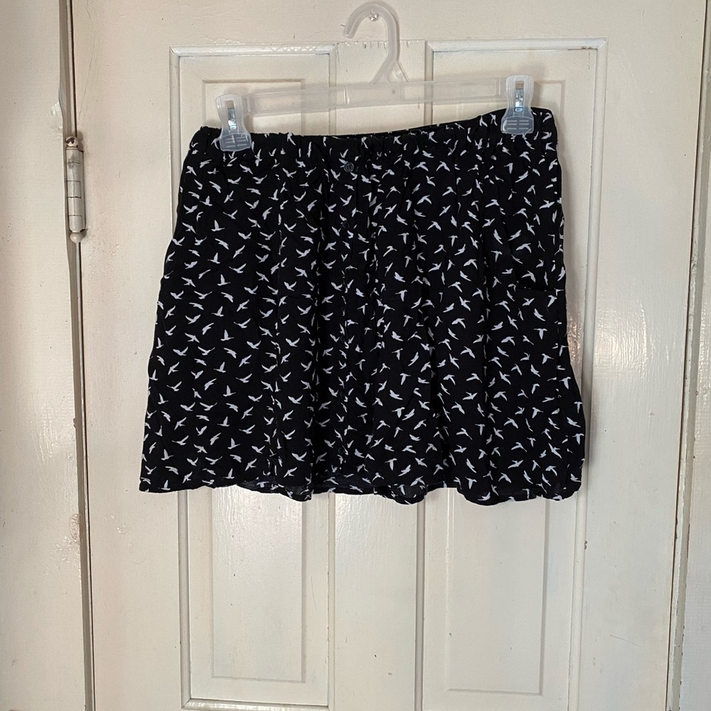 Bird print skirt with pockets